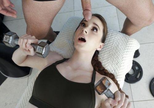 Cô Gái Gym Sexy Quỳ Bú Cặc Lớn Điên Cuồng